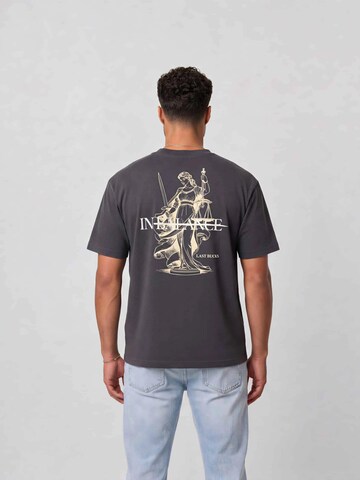 T-Shirt 'Last Bucks | In Balance Tee' Last Bucks en gris