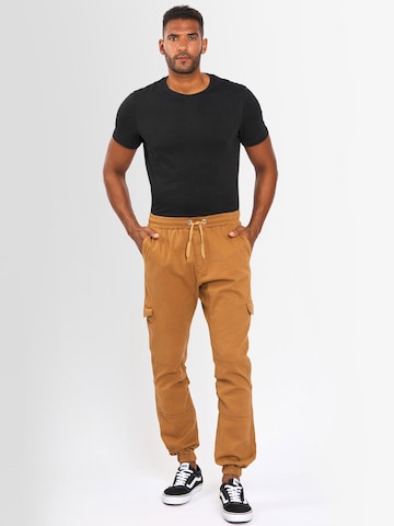 Alessandro Salvarini Tapered Cargo trousers in Beige