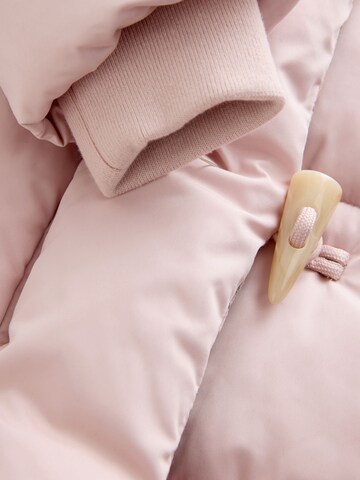 Next Зимно яке в розово