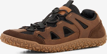 CAMEL ACTIVE Leichter Sneaker mit luftigen Partien in Braun: Vorderseite