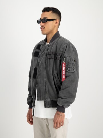 ALPHA INDUSTRIES Átmeneti dzseki 'MA-1 Combat' - szürke: elől