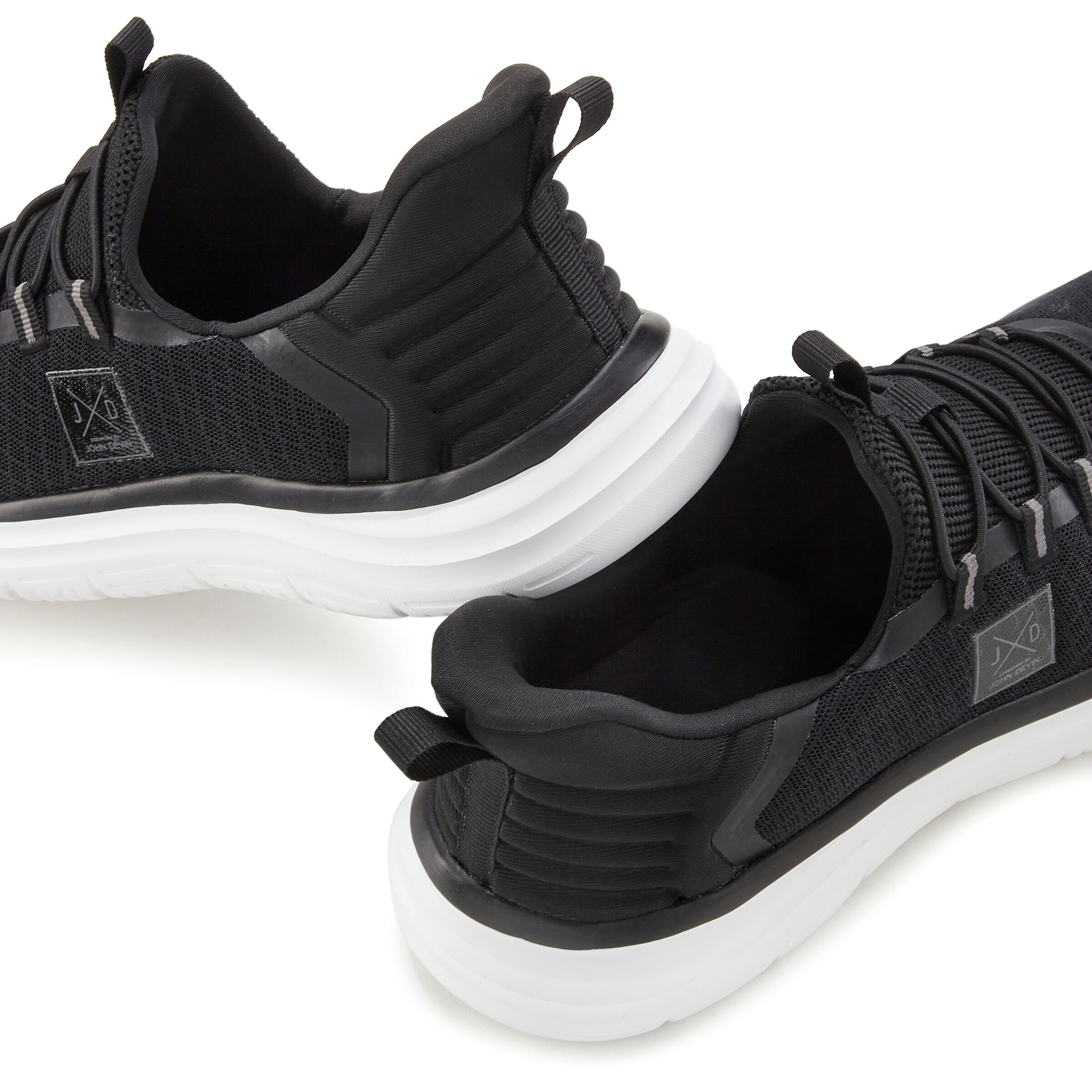 JOHN DEVIN Sneakers in Black