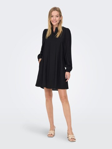 Robe-chemise 'Sandy' ONLY en noir