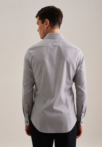 Coupe regular Chemise business 'SMART ESSENTIALS' SEIDENSTICKER en gris