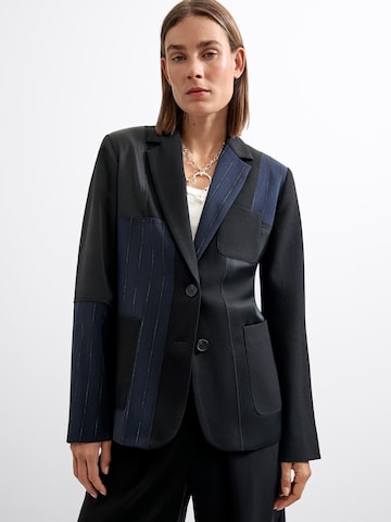Blazer di Desigual in nero: frontale