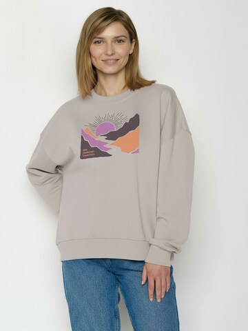 GREENBOMB Sweatshirt ' Loony River Sundown ' in Grijs: voorkant