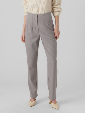 VERO MODA Regular Pants 'Kira Loa' in Grey: front