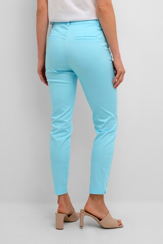 Coupe slim Pantalon chino 'Lea ' Kaffe en bleu