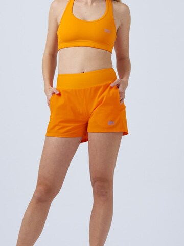SPORTKIND Sporthose 'Advantage Shorts mit Ballhalter'‌‌ in Orange: Vorderseite