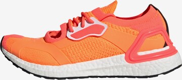 Chaussure de sport adidas by Stella McCartney en orange : devant