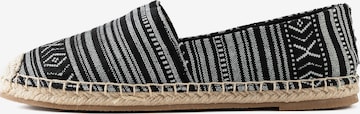 juoda Minnetonka Espadrilės