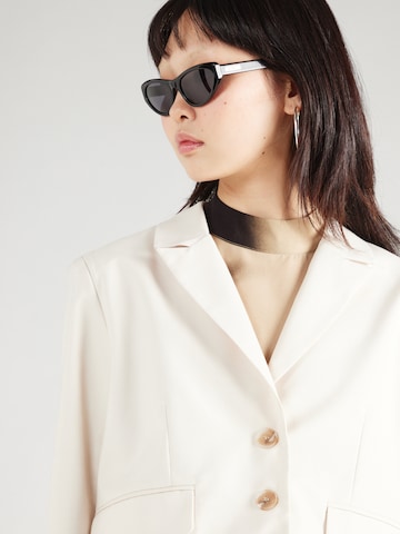 SISTERS POINT - Blazer 'VILSA' en blanco