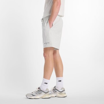new balance Regular Broek 'Reimagined Fleece Graphic Short 7' in Grijs