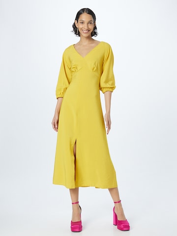 Closet London Dress in Yellow: front