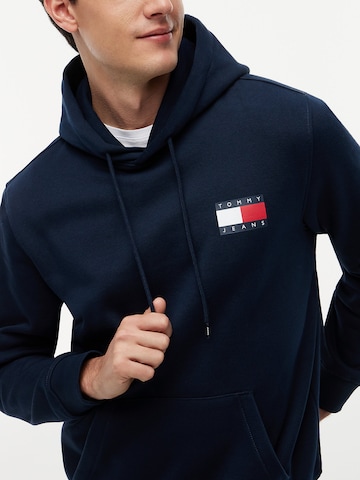 Tommy Jeans Mikina 'Essential' - Modrá