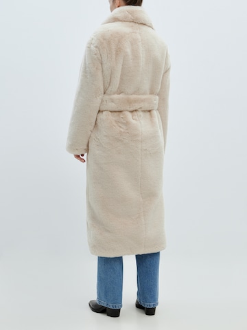 EDITED Winter Coat 'Adela' in Beige