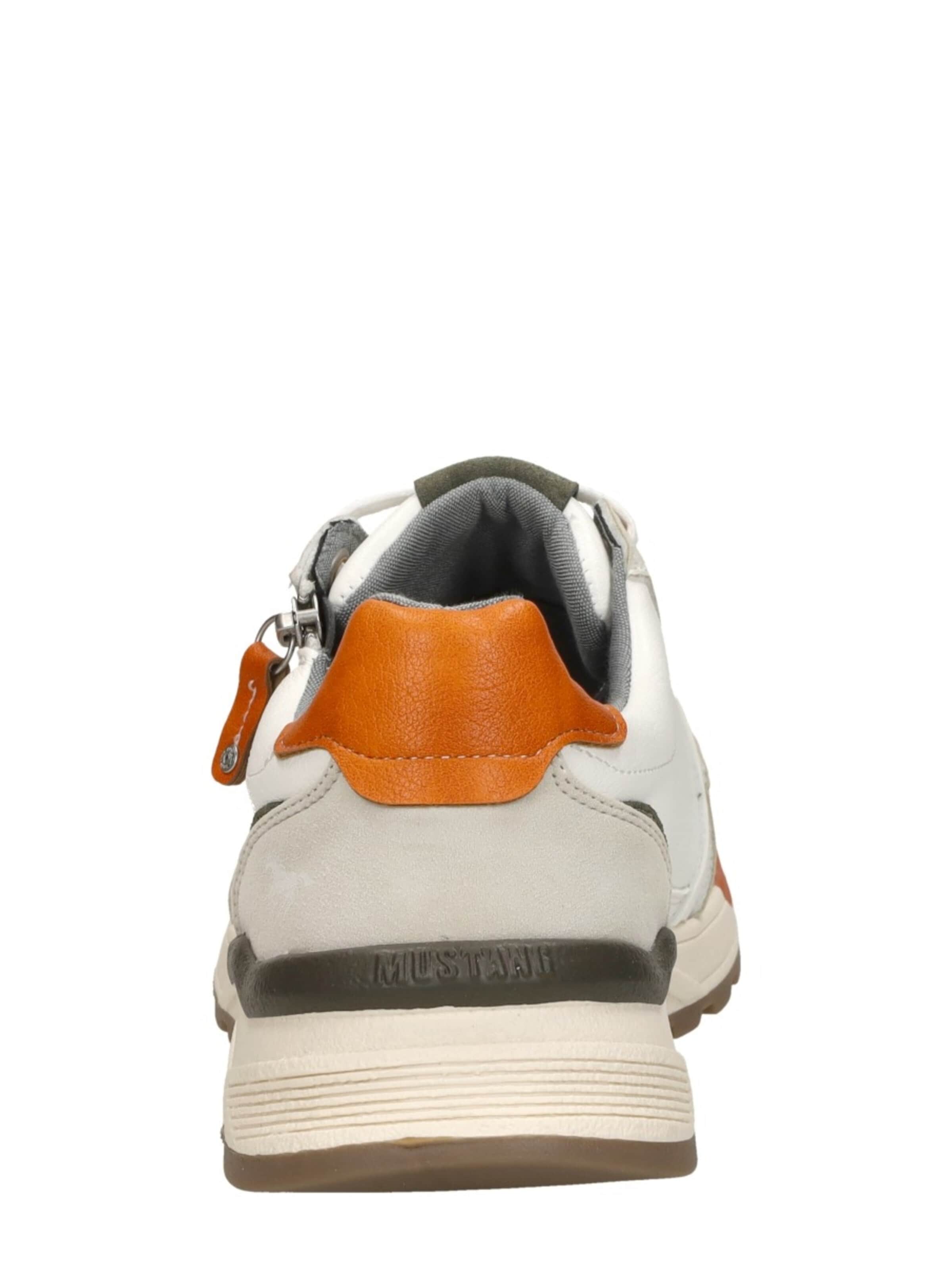 Baskets basses 'Sneakers Laag' MUSTANG en blanc