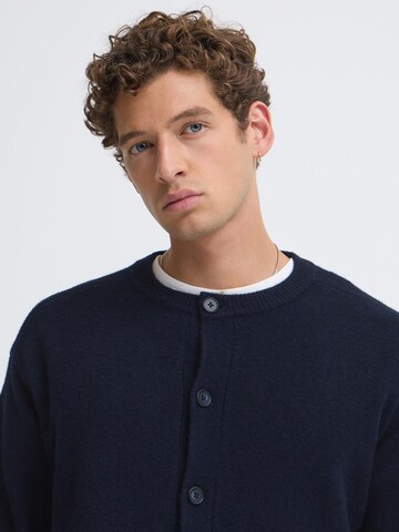Casual Friday - Casaco de malha 'CFAiko Knit' em azul