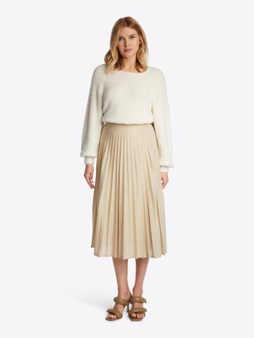 Rich & Royal Skirt in Beige