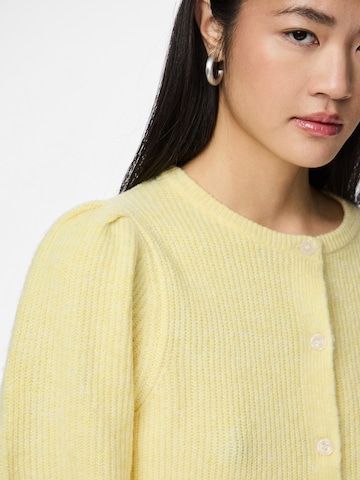 PIECES Cardigan 'PCSILLY' i gul