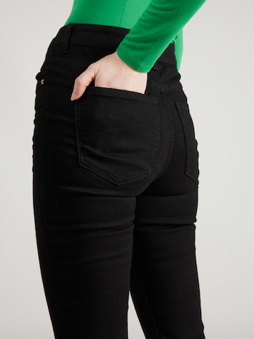 Slimfit Jeans di Marks & Spencer in nero