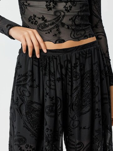 Tapered Pantaloni di Busem in nero