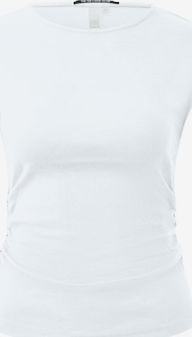 T-shirt QS en blanc : devant