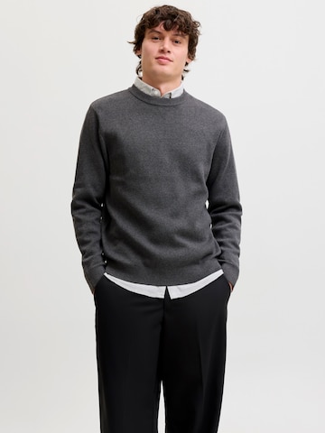 Pull-over 'JWHMILANO' JACK & JONES en gris : devant