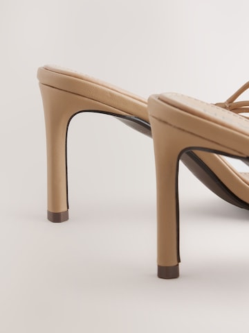 Next Pantolette in Beige