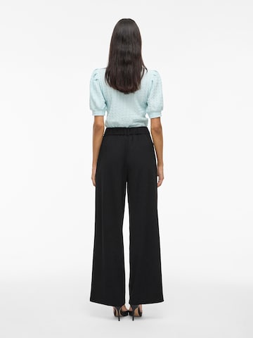 VILA - Pierna ancha Pantalón plisado en negro