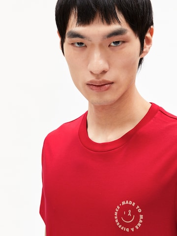 ARMEDANGELS Shirt 'Jaames Smiley' in Rood