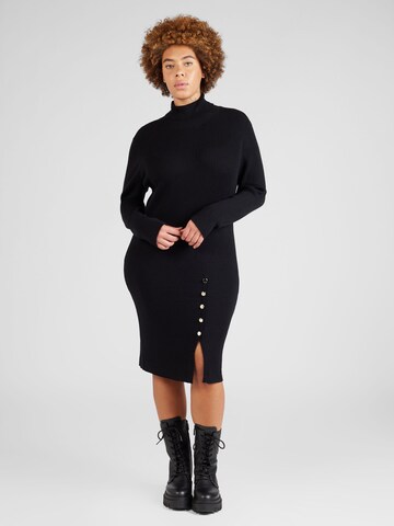 Rochie tricotat 'CABA' de la Vero Moda Curve pe negru: față