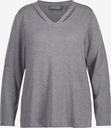 Ulla Popken Sweater in Grey: front