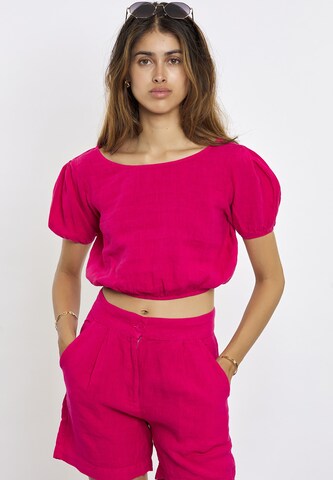 FRESHLIONS Regular Trousers in Red