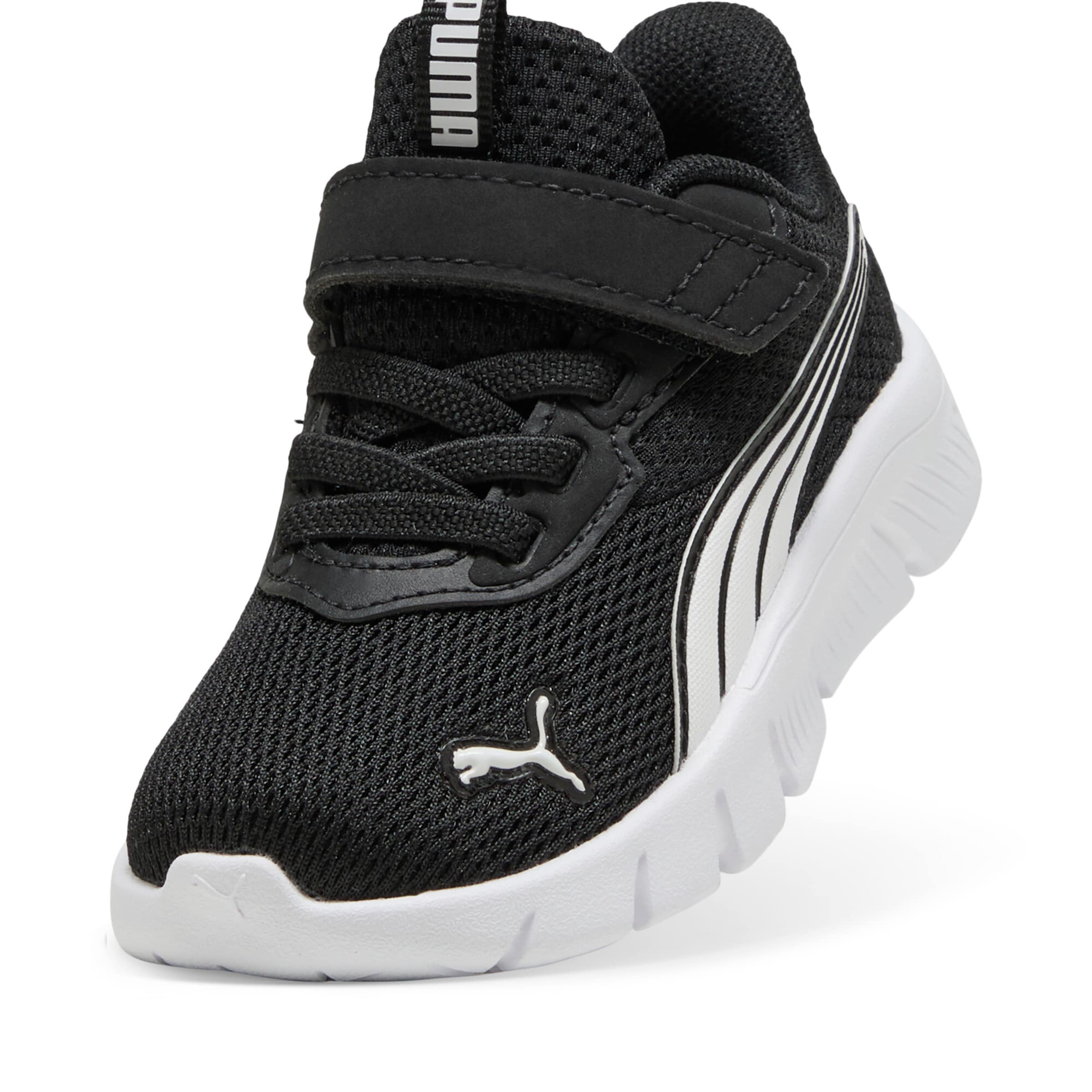 PUMA Sneaker in Schwarz