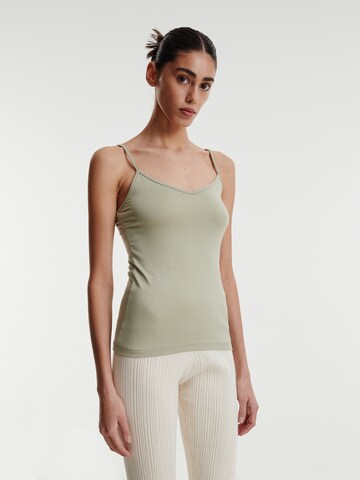 EDITED - Top 'ARAYA' en verde: frente