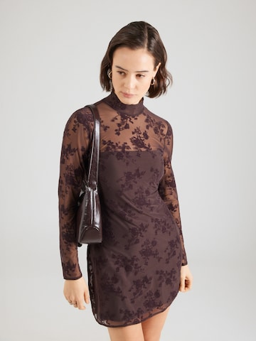 Robe Abercrombie & Fitch en marron : devant