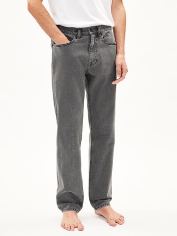 ARMEDANGELS Regular Jeans 'Dylaano' in Grey: front