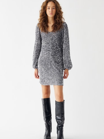 Noella Sukienka ' Teagan ' w kolorze szary: przód