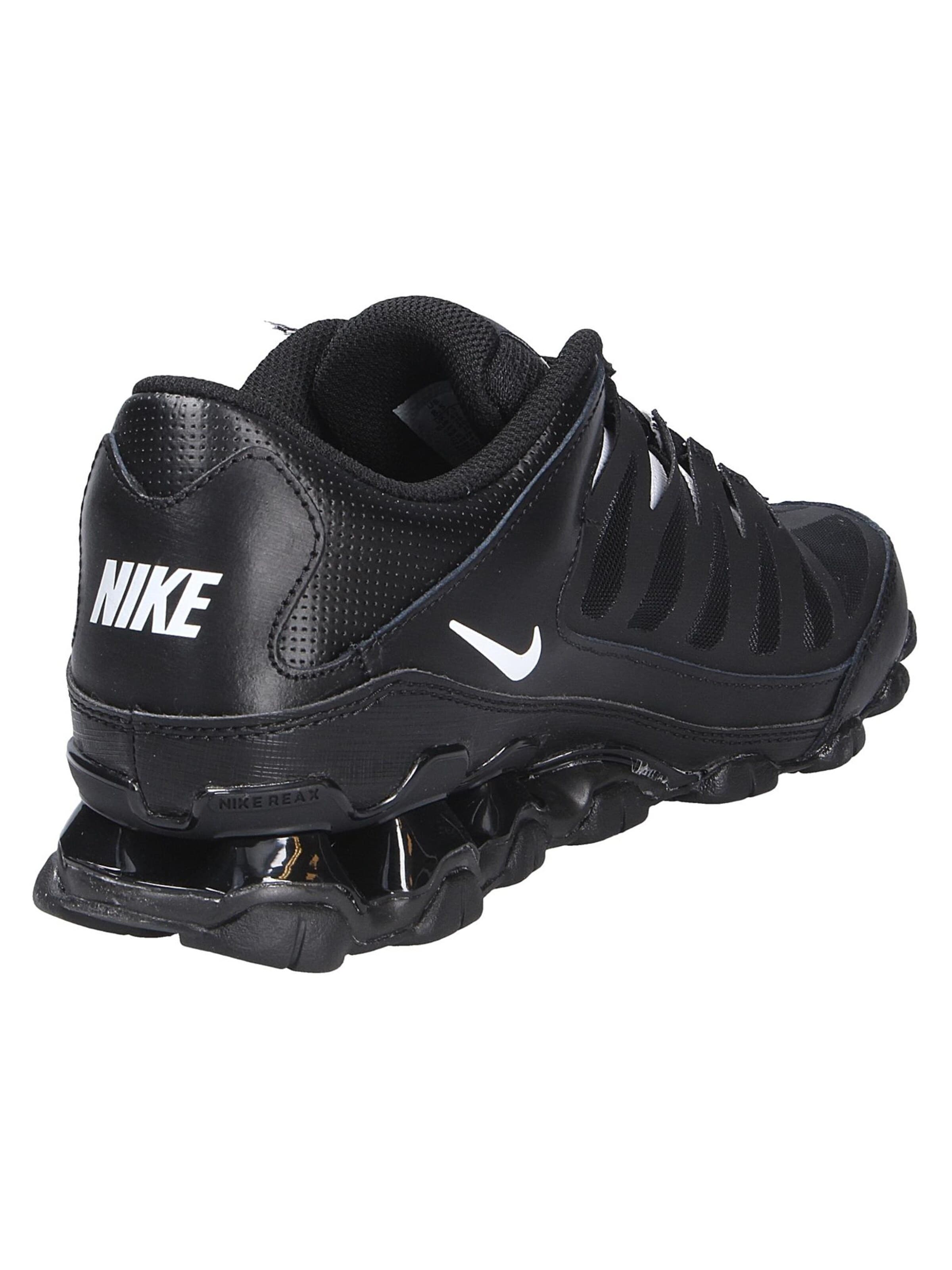 NIKE Sportschoen 'Reax 8' in Zwart