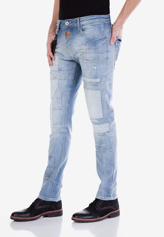 CIPO & BAXX Slimfit Jeans 'Patched' in Blauw: voorkant