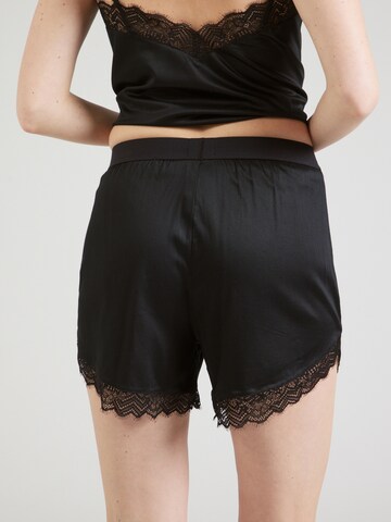 Pantaloncini da pigiama di HUGO in nero