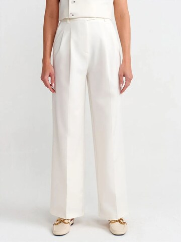 Dilvin Wide leg Pants in White