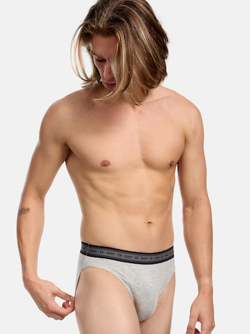DIM Slip ' Green by DIM ' in Grau