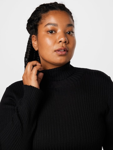 Selected Femme Curve Sweater in Black