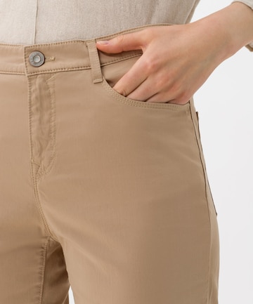 Coupe slim Pantalon 'Mary' BRAX en marron