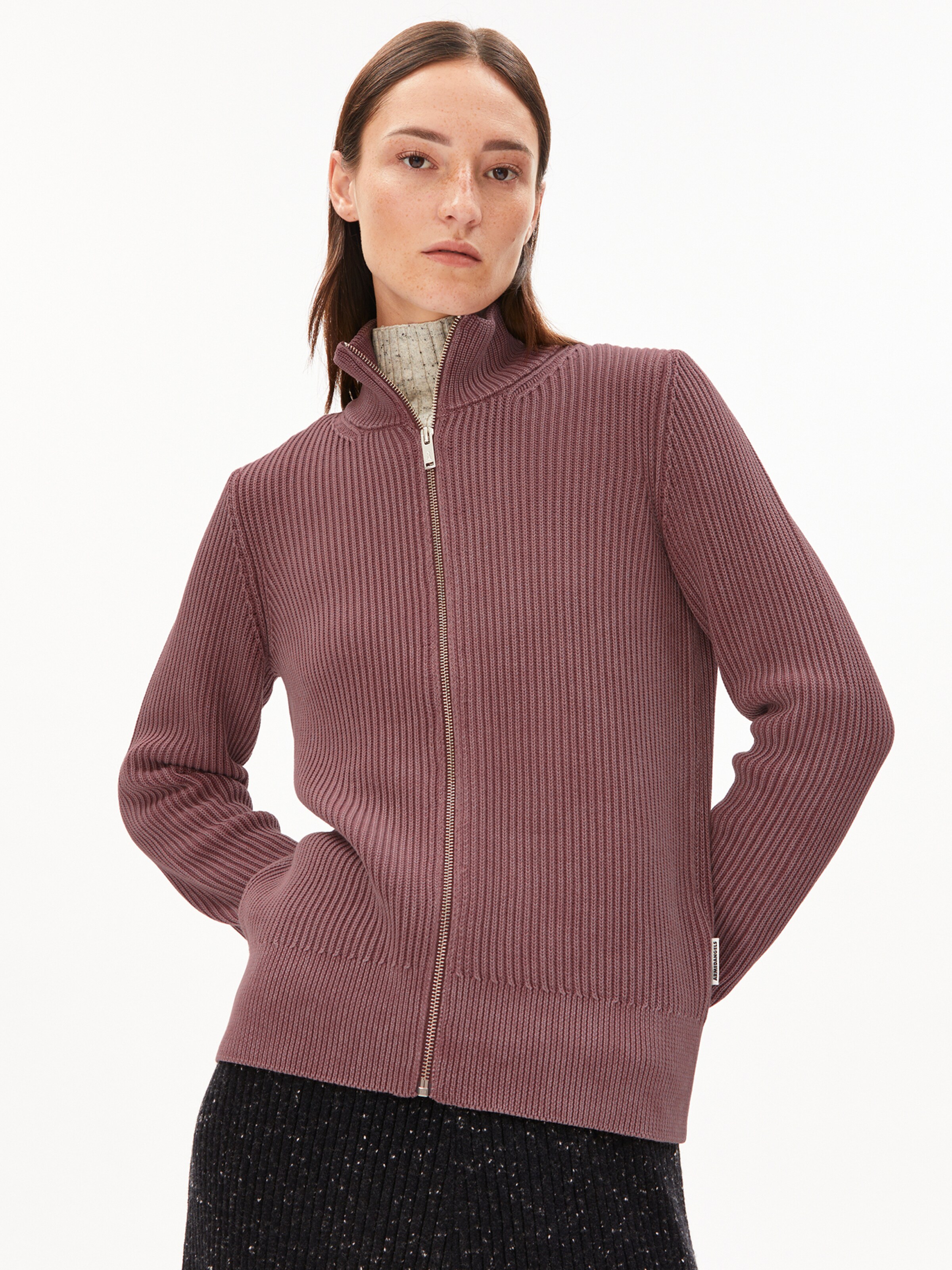 ARMEDANGELS Gebreid vest in Lila: voorkant