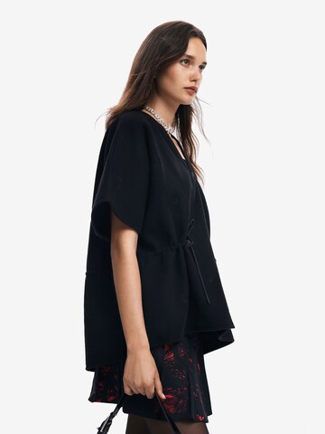 Desigual Cape in Schwarz