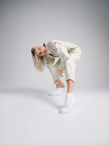 SUPERGA Високи маратонки '2341 ALPINA - Lena Gercke' в бяло