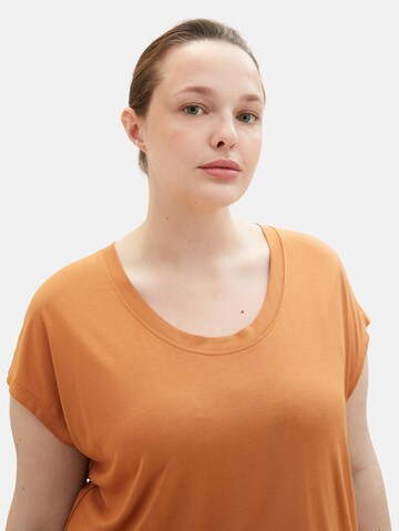 Tom Tailor Women + T-shirt i orange